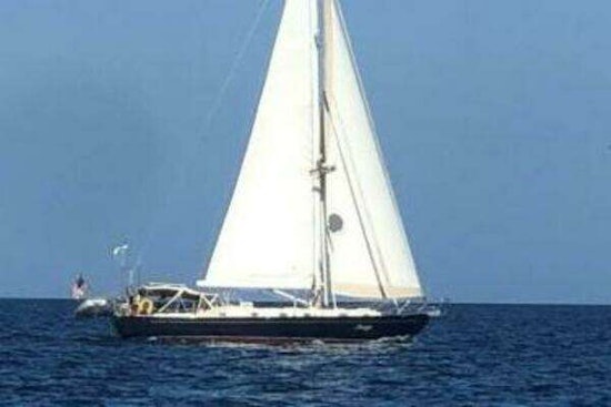 Passport 470 Yacht For Sale