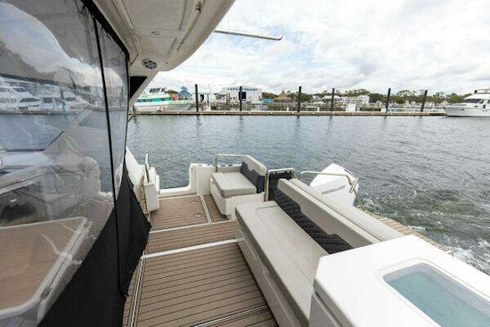 Aquila 36 Sport Yacht For Sale