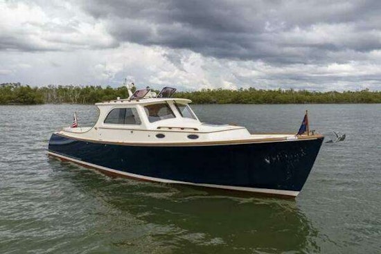 Hinckley Picnic Boat EP Yacht For Sale