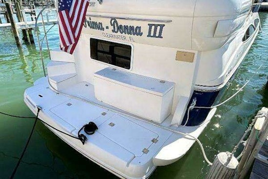 Cruisers Yachts 415 Express Yacht For Sale
