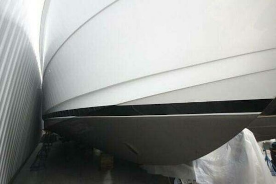 Hatteras 55 Convertible Yacht For Sale
