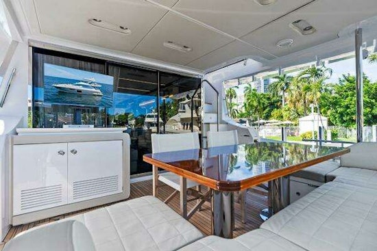 Azimut 72 Fly Yacht For Sale