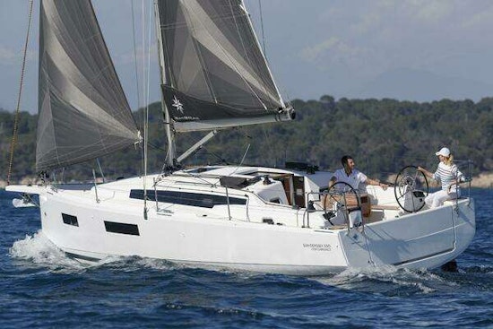 Jeanneau  Yacht For Sale