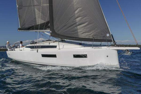 Jeanneau  Yacht For Sale