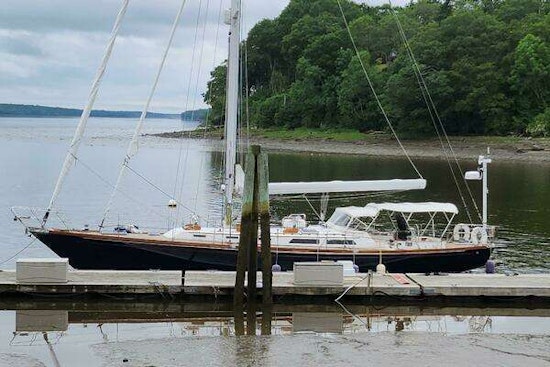 Alden Aft Cockpit K/CB Sloop Yacht For Sale