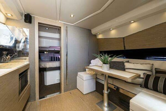 Azimut 40 Verve Yacht For Sale