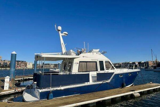 Island Pilot 435 Yacht For Sale