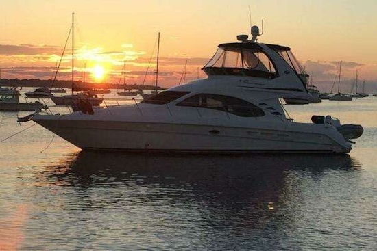 Sea Ray 420 Sedan Bridge Yacht For Sale