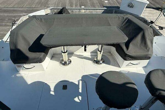 Cruisers Yachts  Yacht For Sale