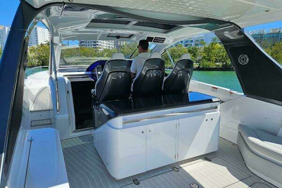 Azimut 42 Verve Yacht For Sale