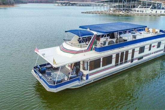 Stardust Cruisers 72' x 16' Yacht For Sale