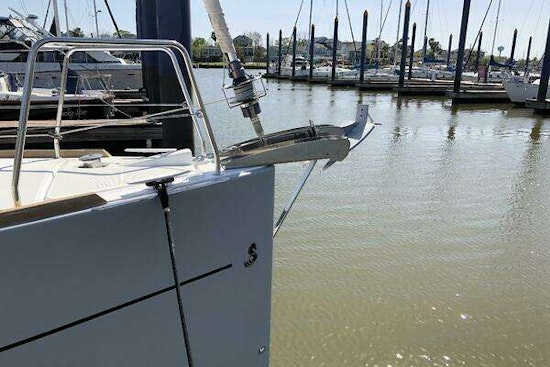 Beneteau Oceanis 38 Weekender Yacht For Sale