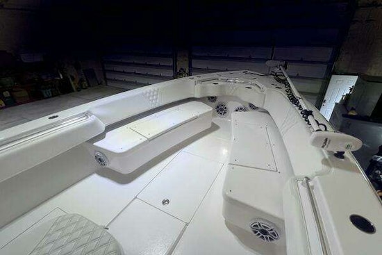 Contender  Yacht For Sale