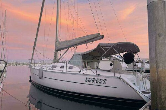 Beneteau 323 Yacht For Sale