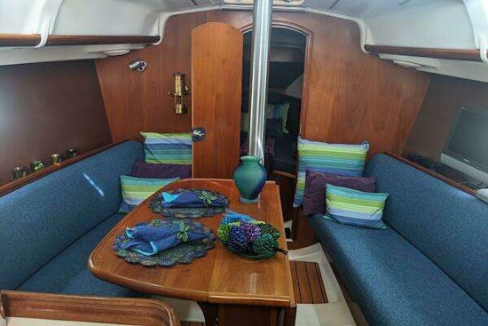 Beneteau 323 Yacht For Sale
