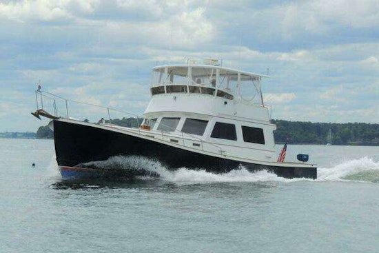 Lyman-Morse Flybridge Cruiser Yacht For Sale