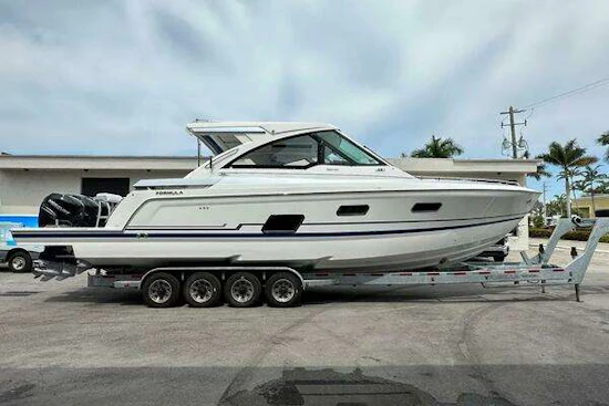 Formula 380 SSC Yacht For Sale