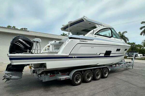Formula 380 SSC Yacht For Sale