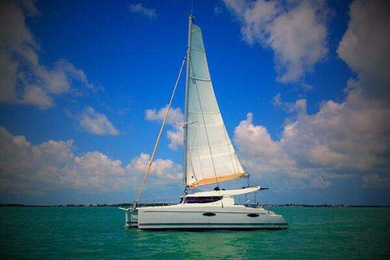 Fountaine Pajot  Yacht For Sale