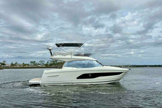 Prestige 420 Yacht For Sale