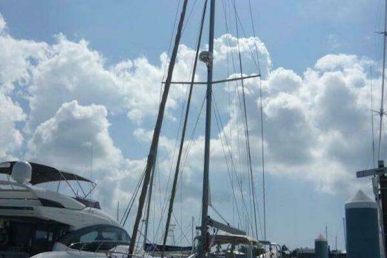 Island Packet 465 Yacht For Sale