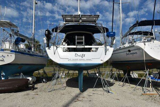 Beneteau Oceanis 45 Yacht For Sale