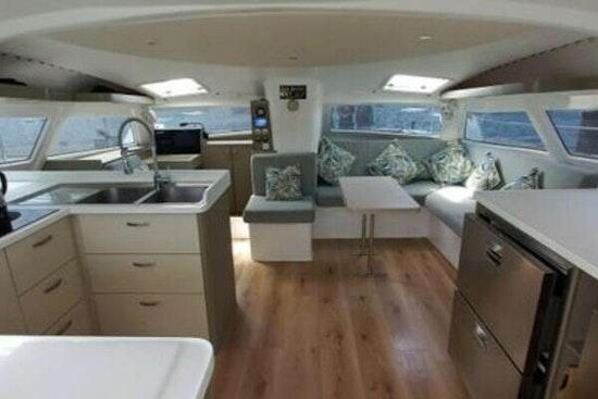 Maverick Maverick 440 Yacht For Sale