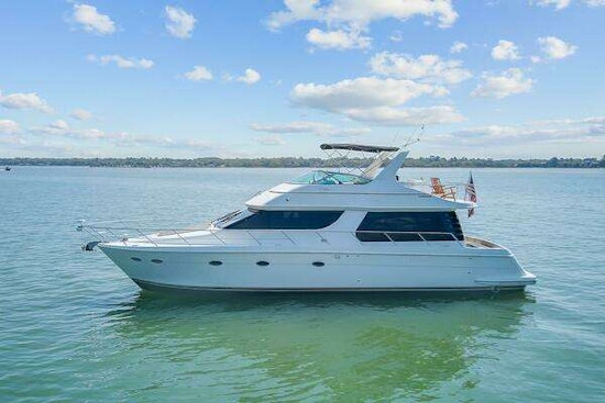 Carver 530 Voyager Pilothouse Yacht For Sale
