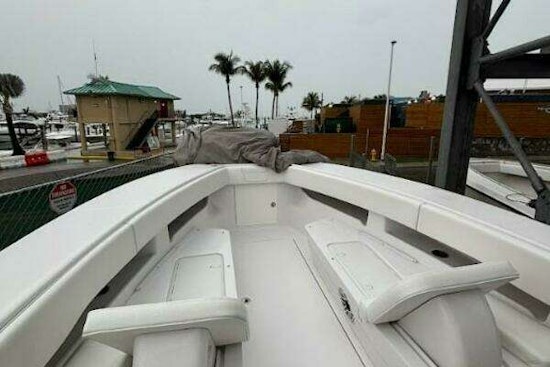 SeaVee 340Z Yacht For Sale