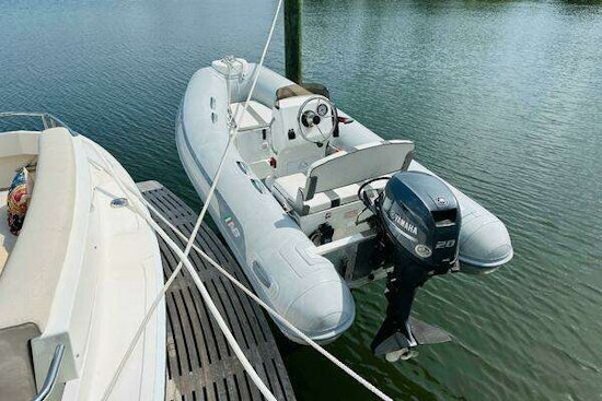 Grand Banks 46 Eastbay SX Yacht For Sale