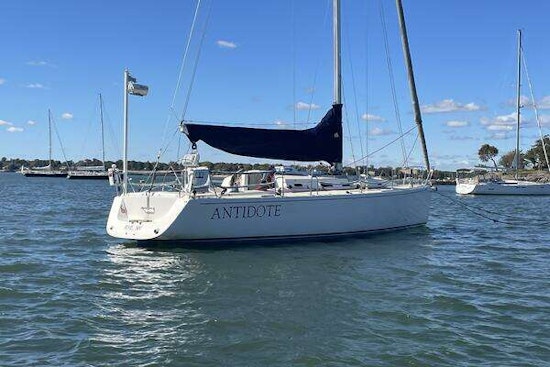 J Boats 133 Yacht For Sale