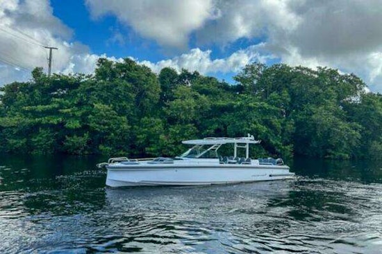 Axopar 37 Sun Top Yacht For Sale