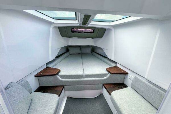 Axopar 37XC CROSS CABIN Yacht For Sale