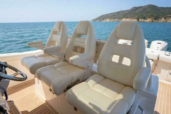 Grady-White 376 Canyon Yacht For Sale