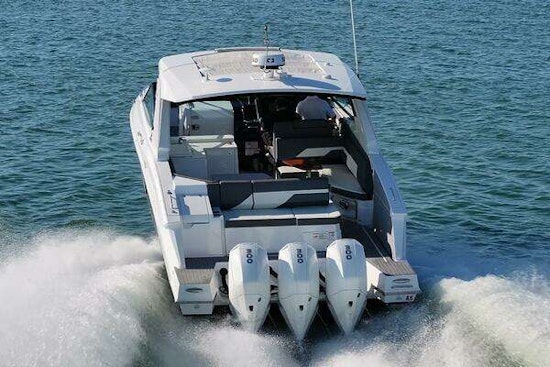 Cruisers Yachts 38 GLS Yacht For Sale