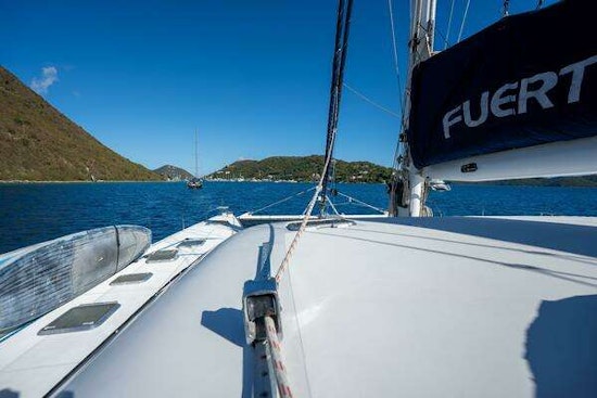 Lagoon 67 Yacht For Sale