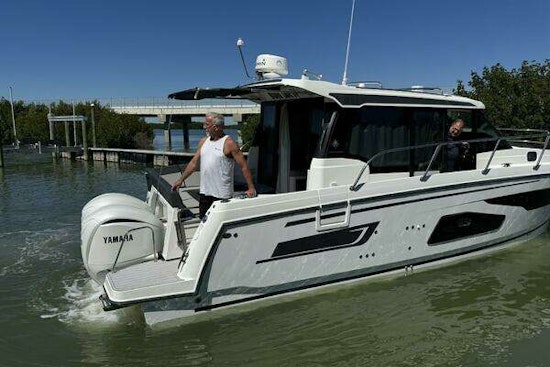 Jeanneau 1095 NC Yacht For Sale