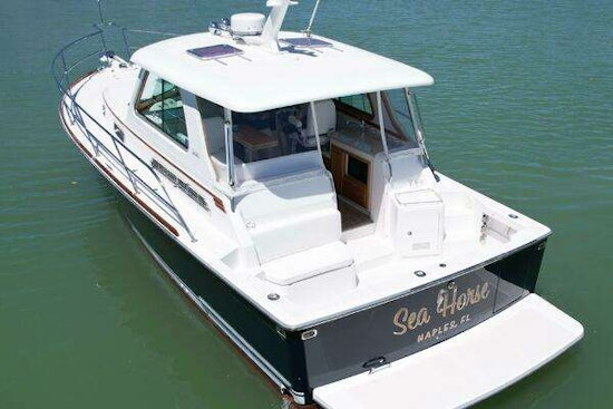 Sabre 34 Express Yacht For Sale
