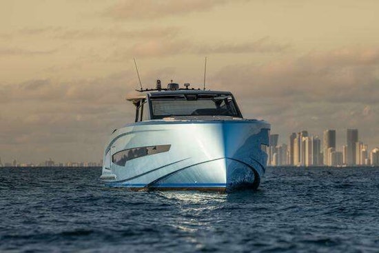 Vanquish VQ70 Yacht For Sale