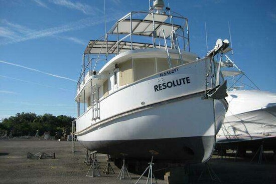 Custom Pilgrim Tribute Yacht For Sale
