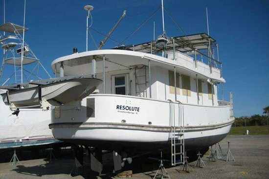 Custom Pilgrim Tribute Yacht For Sale