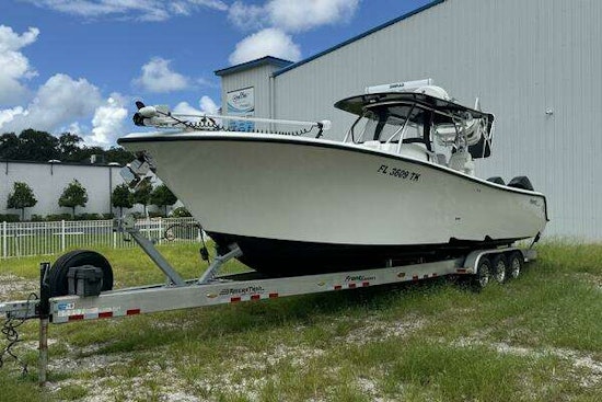 Front Runner 36 Center Console Yacht For Sale