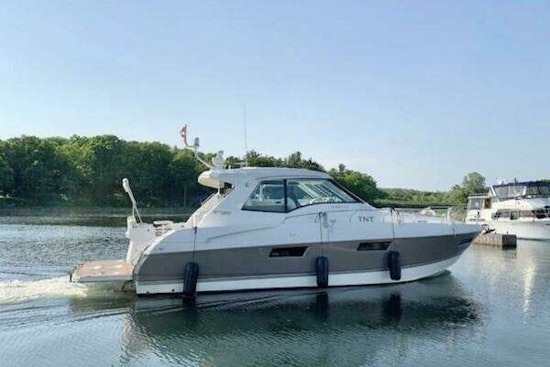 Cruisers Yachts 48 Cantius Yacht For Sale