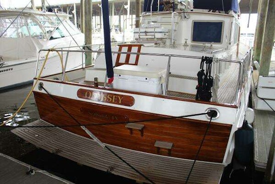 Grand Banks 42 Classic Yacht For Sale