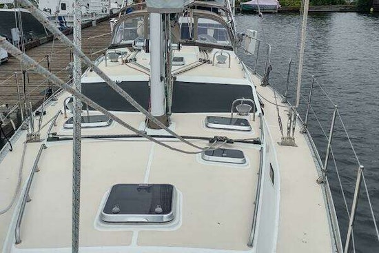 Saga 48 Yacht For Sale