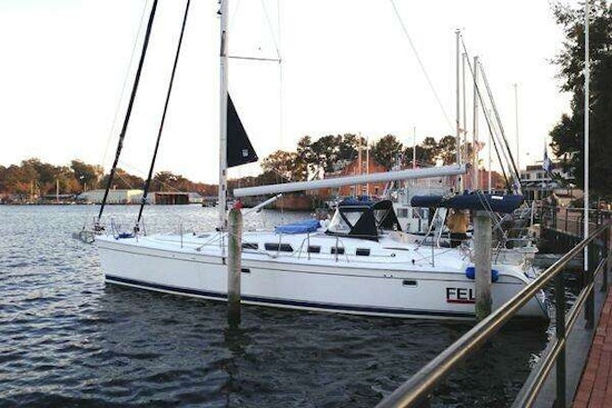Hunter 49 Aft cockpit Yacht For Sale