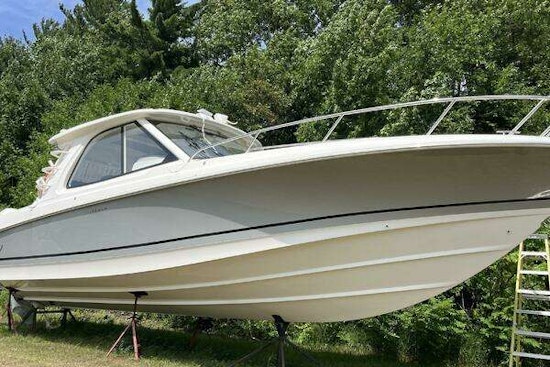Boston Whaler 380 Realm Yacht For Sale