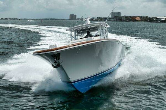 Front Runner 47 CC Yacht For Sale