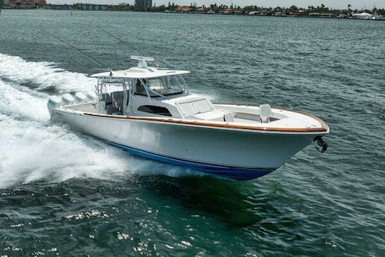 Front Runner 47 CC Yacht For Sale