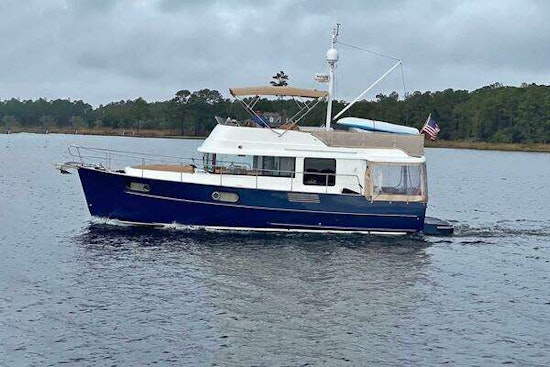 Beneteau 44 Swift Trawler Yacht For Sale